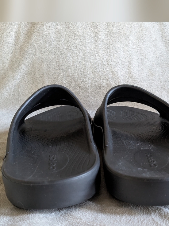 NWOT OOFOS OOahh Black Slide Slip On Recovery Sandals Unisex EU 43 M 10 W 12